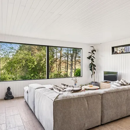 Cozy Newly Renovated House With Beautiful Views Of The Countryside Dom wakacyjny *